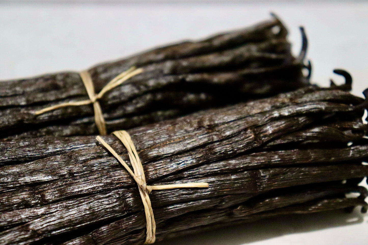 EXTRA LARGE Organic Madagascar Gourmet Vanilla Beans - Fresh & Prime Grade B Bourbon Planifolia for Vanilla Extract and Baking Cooking