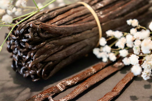 Madagascar Organic Bourbon Vanilla Beans Great for Extraction, Baking & Desserts, Flans, Pudding, Candles, Soaps, Vanilla Sugar